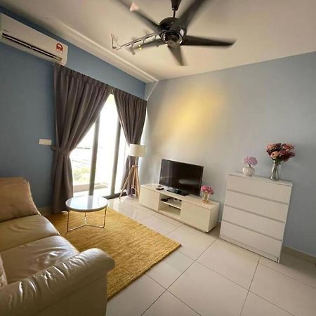 شقة Blue Aesthetic Luxury Seaview 3 Min Drive Sunway بترورث المظهر الخارجي الصورة