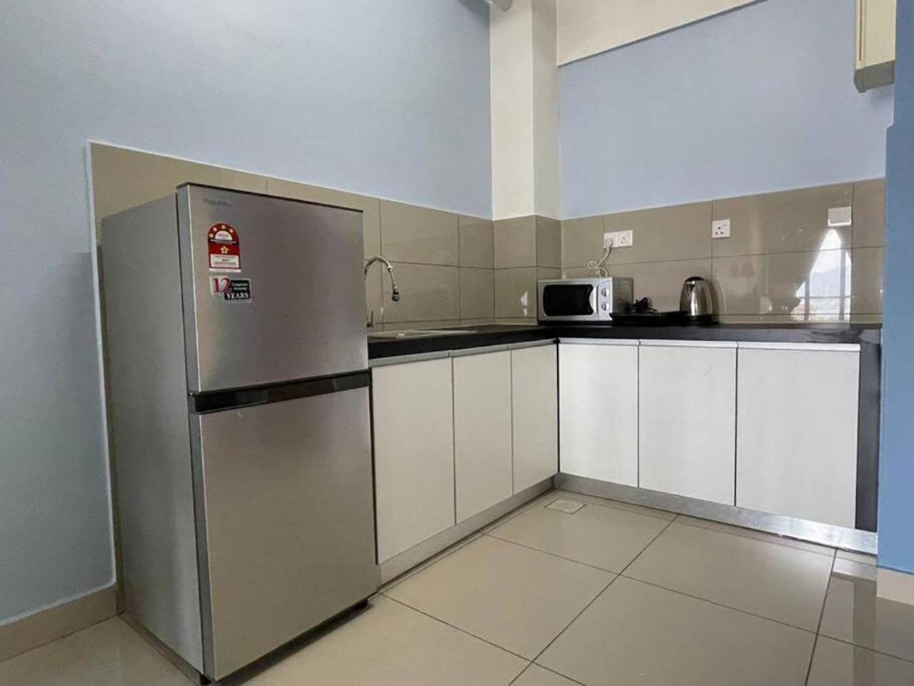 شقة Blue Aesthetic Luxury Seaview 3 Min Drive Sunway بترورث المظهر الخارجي الصورة